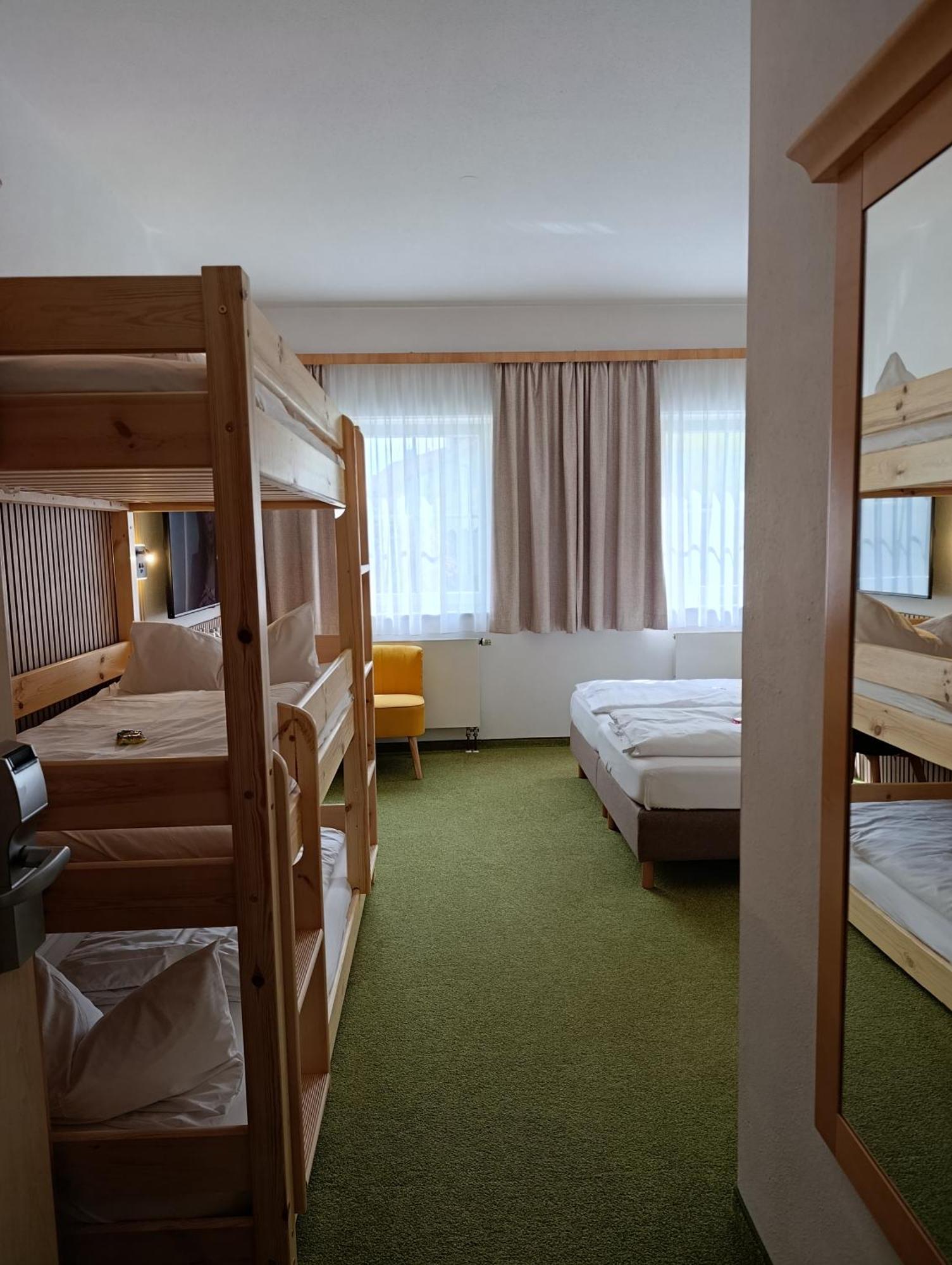 Familienhotel Nahe Der Therme Erding Exterior photo